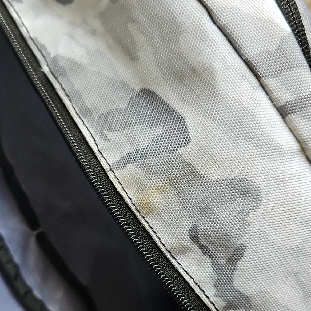 Under Armour Gray Camo Backpack - Picture 6 of 10